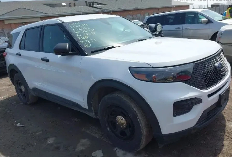 2020-2021 Ford Explorer RH Passenger Knee Airbag OEM - Image 1 of 3