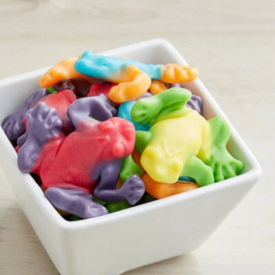Albanese Gummi Frogs 5 lb. - Image 1 of 2