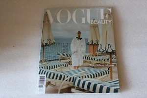 Vogue Beauty Poland 1/2025 - POLISH MAGAZINE - Picture 1 of 5