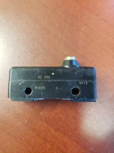 Honeywell Mircroswitch BZ-2RD - Picture 1 of 5