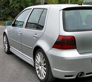 Spoiler Minigonne Laterali per VW GOLF 4 R32 5porta ABS Plastica - Foto 1 di 8