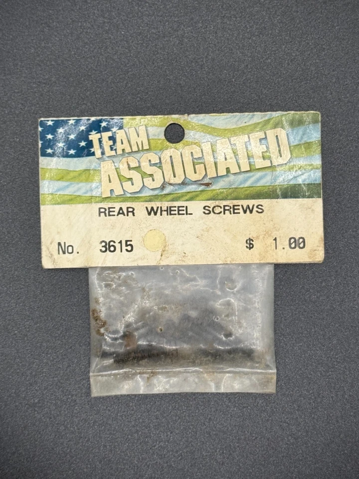 Team Associated Vintage 3615 Rear Wheel Screws RC10, RC10T, RC10GT (Black, 6 Ct) - Image 1 of 2