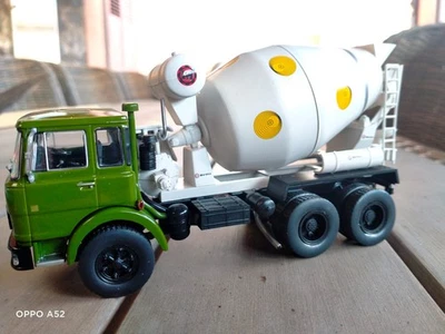 Camion D'epoca truck FIAT 697 NP 1969 BETONIERA De Agostini DeAgostini - Immagine 1 di 4