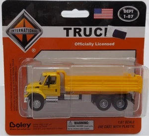 Boley 4105-17 HO 1-87 Die Cast Red & White International 3-Axle Dump Truck - Picture 1 of 1