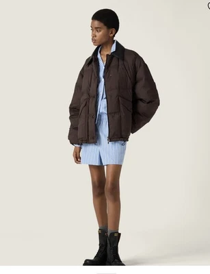 Miu Miu технический понж вниз пуховик с подкладкой куртка новый без ЯРЛЫКОВ размер 36 розничной: $4400 - Изображение 1 из 4