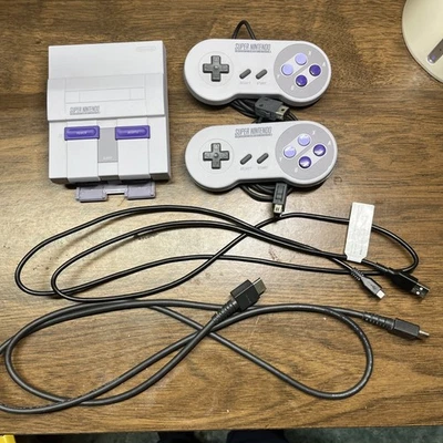 SNES Console Bundle with 90 Pre Installed Games 2 Controller and Cables. - Image 1 of 4