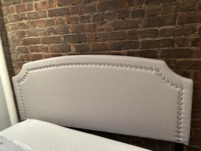 Cabecero neutro Foto 1 de 2