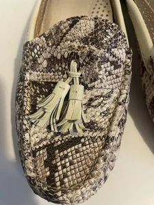 Slip Ons- Joseph New York Cuero Perla Street Mules Talla 10.5 - Imagen 1 de 8