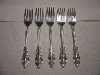 Community Plated Silver Artistry 5 Salad Forks - Image 1 of 2