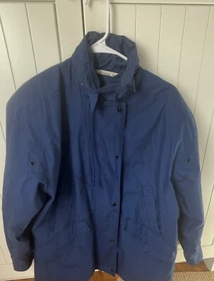 Chaqueta cortavientos London Fog para hombre azul con capucha cremallera y cierre a presión talla grande Foto 1 de 4