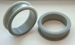 8-36mm Grey Large Gauge Ear plug Silicone Rubber Flesh Tunnel Stretcher Earring - Picture 1 of 5