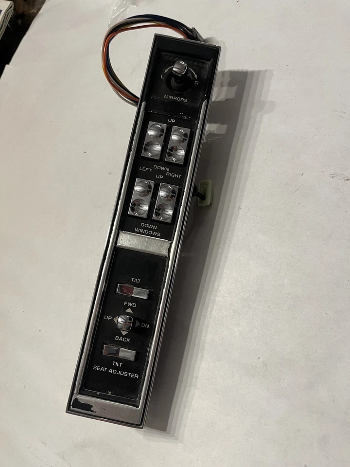 1989-1993 Cadillac DeVille Fleetwood FWD Left Rear Window Switch Ash Tray oem - Image 1 of 4