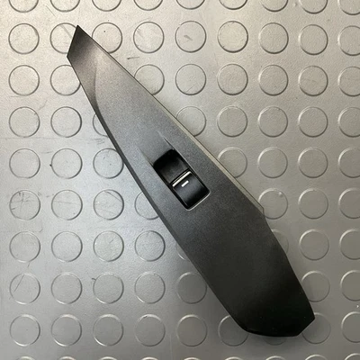 Interruptor de control de ventana lateral del conductor trasero izquierdo Mazda 6 2014-2017 con bisel OEM Foto 1 de 4