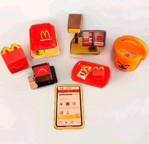 7 Stück - Lil McDonalds Spielplatz Happy Meal Spielzeug | Telefon, Eimer + mehr! Rarität - Bild 1 von 3