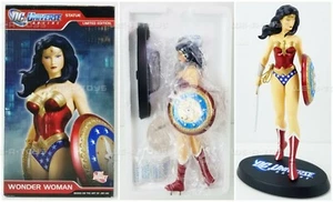 DC Universe Online Wonder Woman Statue 7.8" Limited Edition 2010 DC Direct NEW - Picture 1 of 12