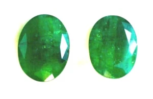 Beautiful Pair of 18.25 Carat Natural Oval Shape 16x11 mm Loose Emeralds - Picture 1 of 5