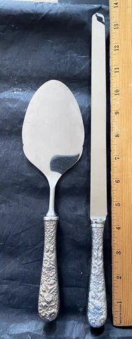 KIRK REPOUSSEE STERLING WEDDING CAKE SET WITH EXTRA LARGE WEDDING KNIFE 14" Cover
