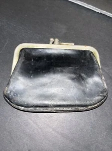 Monedero pequeño KissLock de cuero negro vintage - Imagen 1 de 5