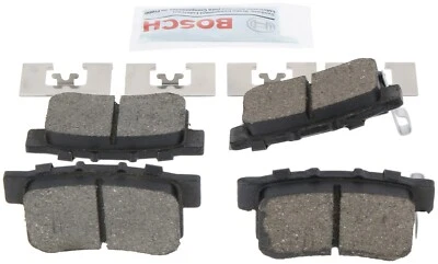 Pastillas de freno traseras de cerámica QuietCast Bosch 2007-2012 Acura RDX 2008 2009 2010 Foto 1 de 4