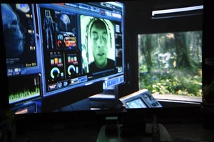 Sony VPH G90 Röhrenprojektor (wiedereingestellt, + optional Ersatzteilspender) - Bild 1 von 10
