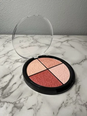 Beauty Concepts 4 Color Blush Compact. Rosy Shades  New No Box 0.53oz - Image 1 of 4