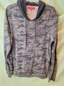 Camisa con Capucha #500 Guess Camuflada Ligera Para Hombre Talla Pequeña - Imagen 1 de 5