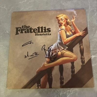 The Fratellis : Henrietta (2006) 8” vinyl SIGNED  - Image 1 of 2
