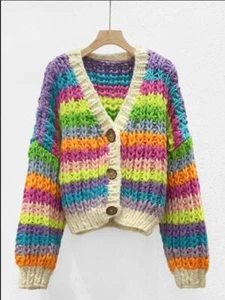 Schicker mehrfarbig gestreifter Damenpullover Strickjacke mit V-Ausschnitt - Bild 1 von 6
