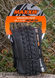 Maxxis Minion DHF Tire 26x2.3 MTB Mountain Bike Gravel Downhill Front Knobby 559 - Picture 1 of 3