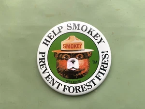 Vintage Smokey The Bear Help Prevent Waldbrände! Pinback Button Pin 3'' - Bild 1 von 3