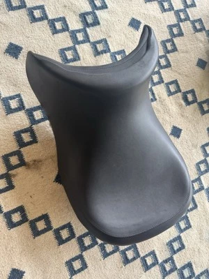 Assento dianteiro 2004 BMW R 1150 RT # 2313651 - Imagem 1 de 4