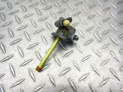 2000 00-03 Yamaha Vstar 1100 XVS1100 Classic Fuel Petcock Gas Tap Shut Off - Image 1 of 4