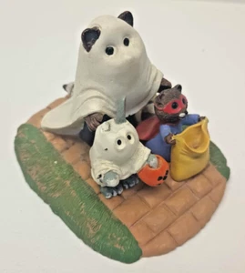 Hallmark 1988 TENDER TOUCHS Halloween Trío Trío Trátete Feliz Estatuilla SIN CAJA - Imagen 1 de 13