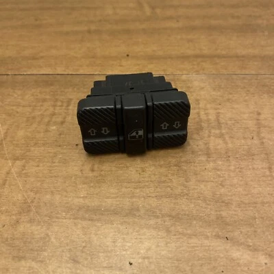Interruptor de ventana trasera OEM VW PASSAT 1991-1994 357 959 855 K 357959855K Foto 1 de 4