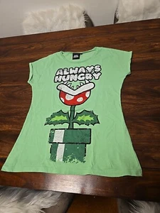 Tolles Super Mario T-Shirt - Grün m. Druck - Gr. L - Bild 1 von 4