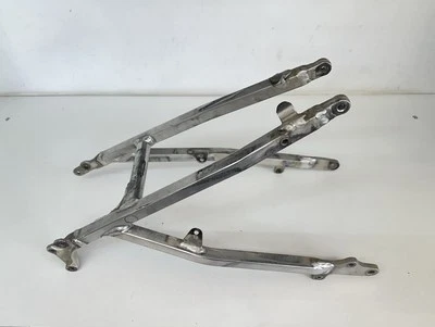 Riel de bastidor trasero usado OEM 11 2011 KAWASAKI KX250F KX450F 32160-0463 Foto 1 de 4