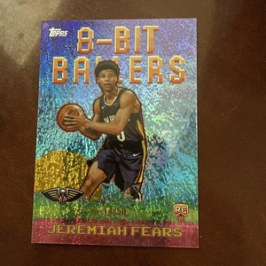 Jeremiah Fears 8 Bit Baller Holo 14/50 Topps Baloncesto 25/26 - Imagen 1 de 3