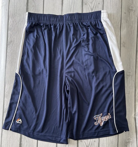 Majestic Boys Detroit Tigers Shorts Size 18 XL MLB Baseball Cool Base Cover