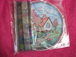 Diamond-Painting-Fensterbild Glaskunst-Optik "Haus-Idylle" - Ideen mit Herz - Bild 1 von 2