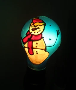 Bombilla pintada azul de vacaciones con un muñeco de nieve - AZUL hecha en 2001 - Imagen 1 de 5