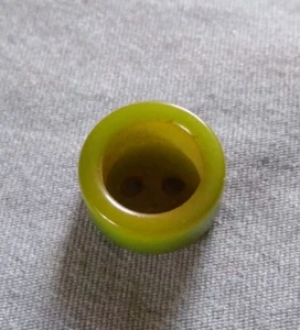 Vintage Sunken Top Green Plastic Button. - Picture 1 of 12
