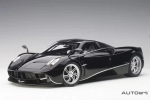 AUTOart 12233-1/12 Composite Pagani Huayra (Glossy Negro/Rayas / Plata Ruedas) - Imagen 1 de 1