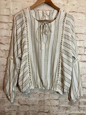 Top Elan Peasant Mujer Mediano Oliva y Marfil Crochet Borde Boho Cottage Femenino Foto 1 de 4