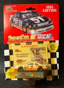 Alan Kulwicki Diecast Car 1/64 Racing Champions 1993 No 7 Hooters Thunderbird - Picture 1 of 2