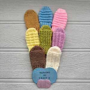 Patrón de tejido para bebé para 8 guantes diferentes de Designs By Tracy D - Imagen 1 de 1