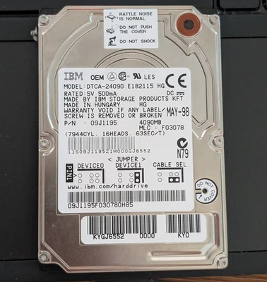 IBM DTCA-24090 TravelStar 4GT 4090MB IDE 2.5" Retro Laptop Hard Drive TESTED - Image 1 of 4
