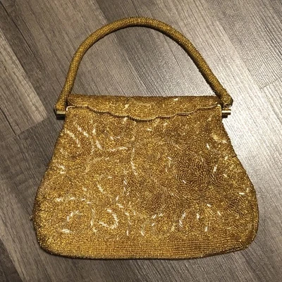 Bolsa de mão vintage com miçangas ouro amarelo cetim forrado articulado pequena bolsa de noite - Imagem 1 de 4