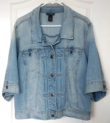 Lane Bryant women's cropped denim jacket - size 26 - two front pockets – VG - Image 1 of 4