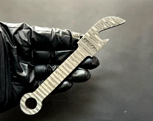 Apribottiglie fatto a mano | Autentico Acciaio Damasco - Foto 1 di 4