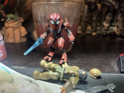 Halo Mega Construx Custom Elite Zealot Halo Reach 3.0 - Image 1 of 4